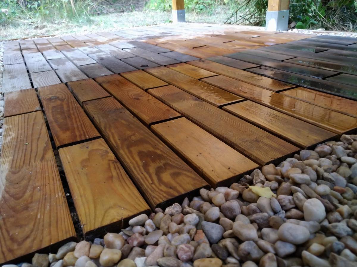 Glamping V Sadu Hotel Sadska Luaran gambar